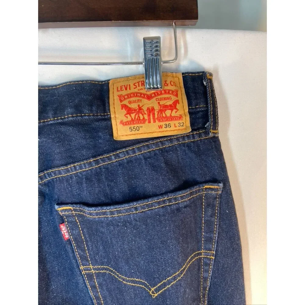 Levis 550 Jeans Mens Size 36X32 Blue Denim Dark Wash Relaxed Fit Straight Leg